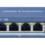 Hikvision DS-3E0505P-E/M 4 Port Gigabit Unmanaged POE Switch עד 100 מ'